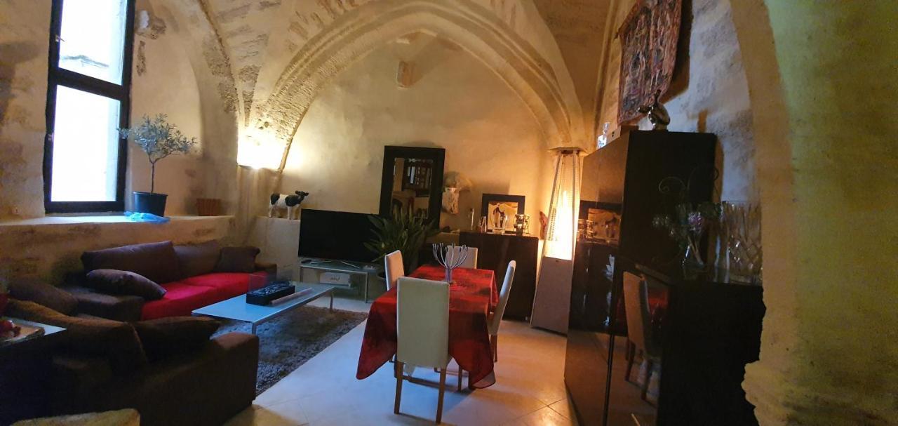 Joshroom Caux Esterno foto